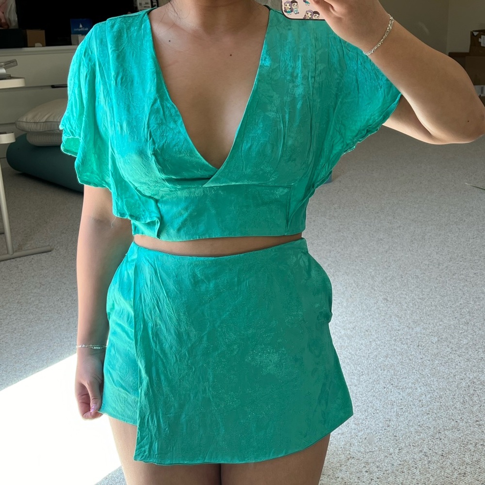 Forever 21 Teal Matching Set - Flutter Sleeves & … - image 2